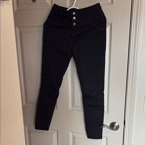 Black High-Waisted Skinny Jeans